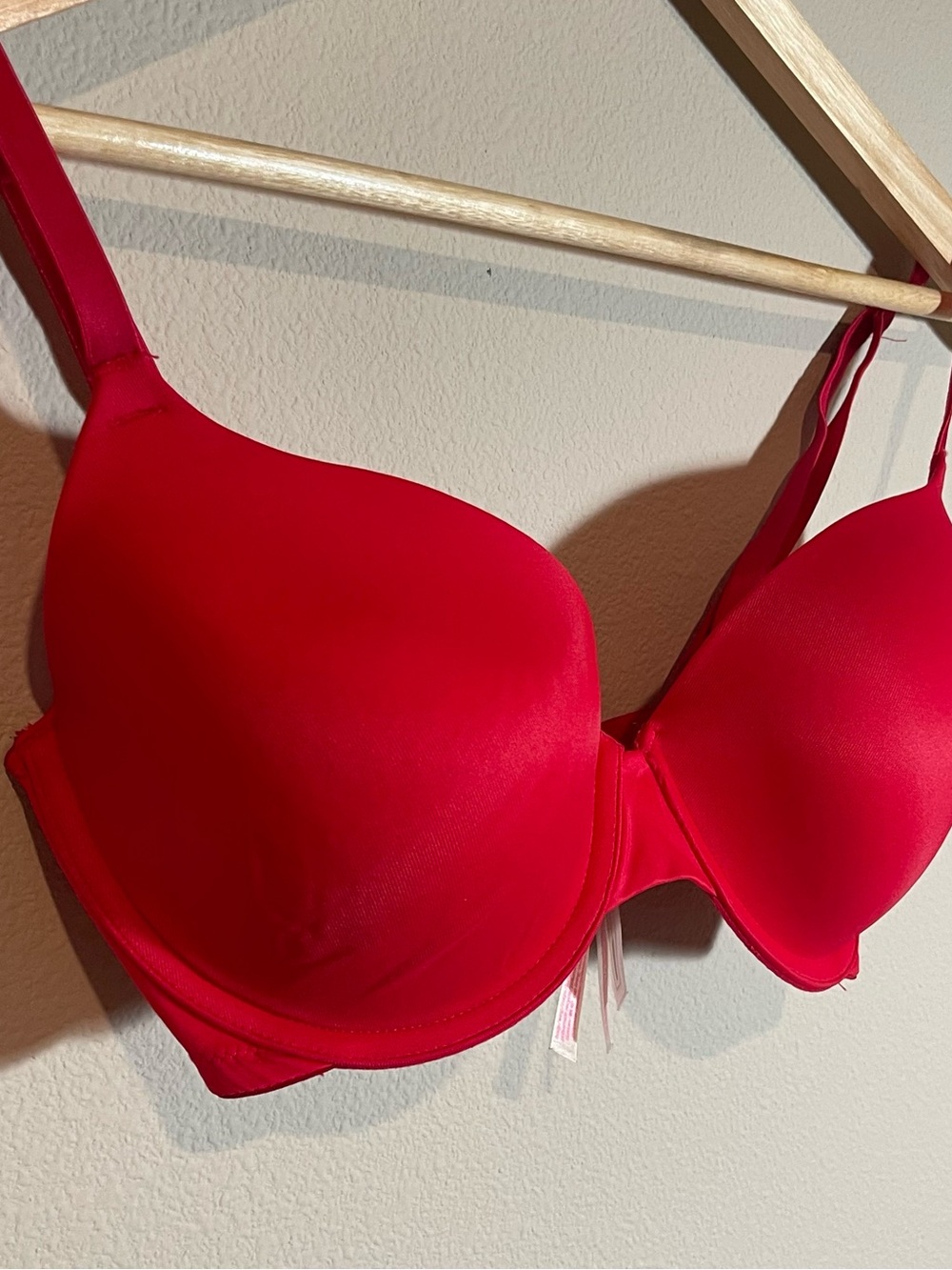 Victoria’s secret t-shirt Bra - Women Intimates